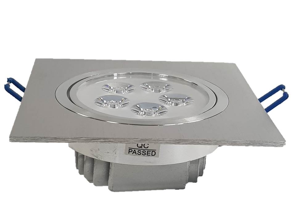 Luz led de incrustar cuadrada 5x1 watts marca Lighting